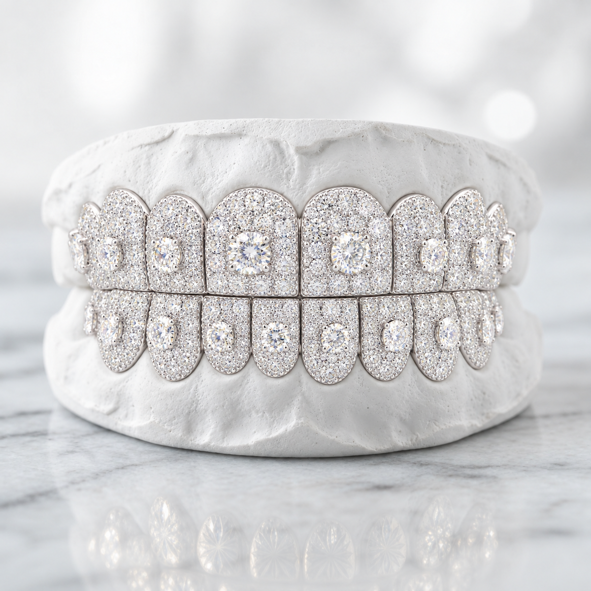 Star Crown Pavé Moissanite Grillz